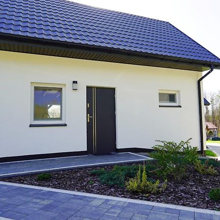 Dom Wypoczynkowy Lesny Zakatek Nad Jeziorem Gościno Exteriér fotografie